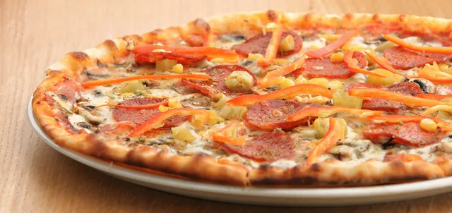 AI generisan video hrane u pokretu za meni i promociju restorana